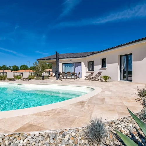 maison avec piscine -